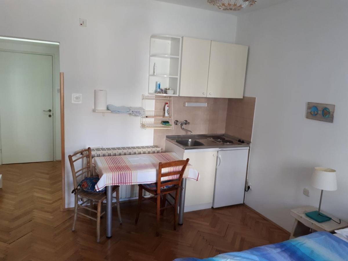 Apartments Lucija Stari Grad  Εξωτερικό φωτογραφία
